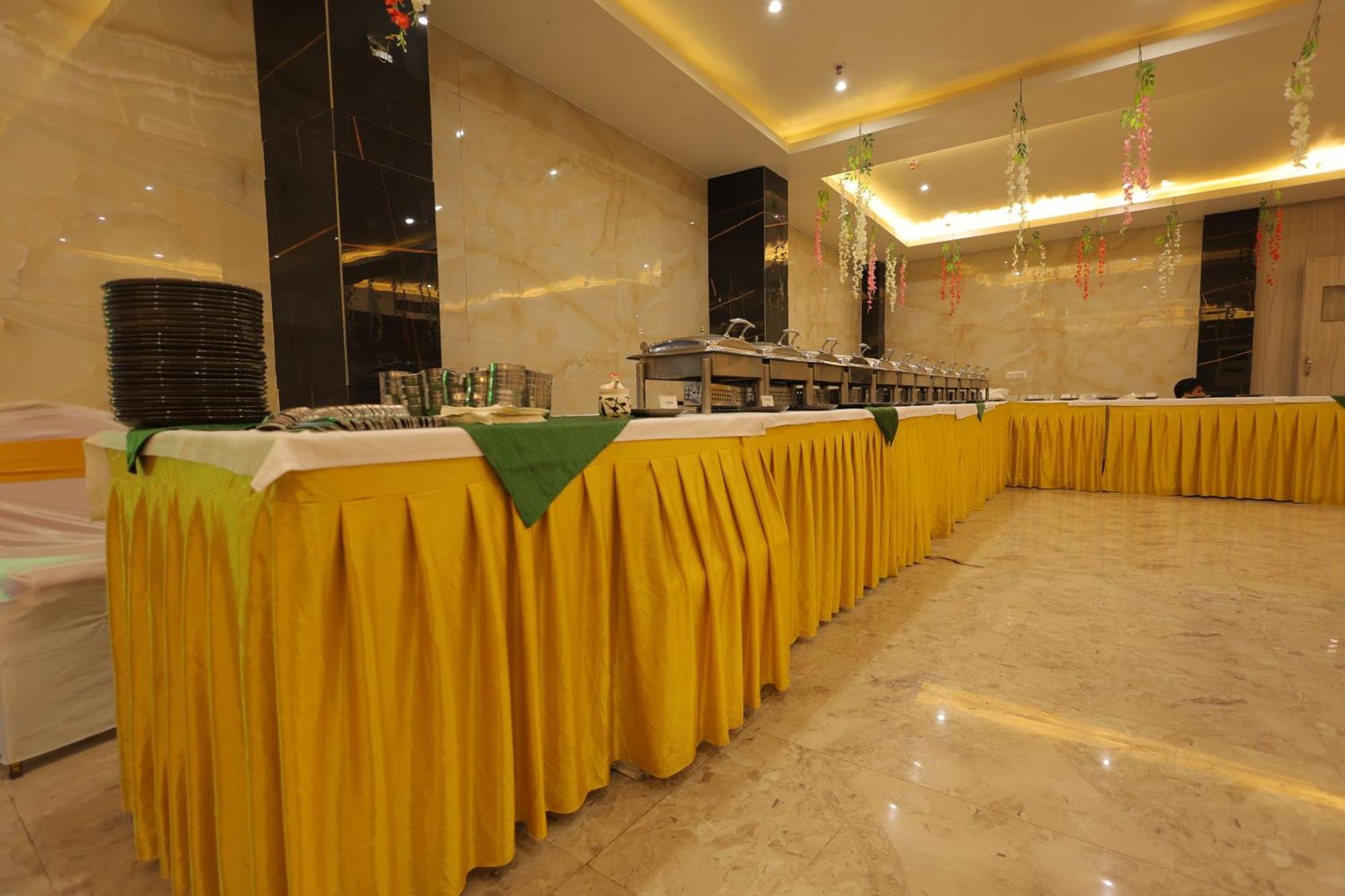 אגרה Hotel Anand Villa מראה חיצוני תמונה